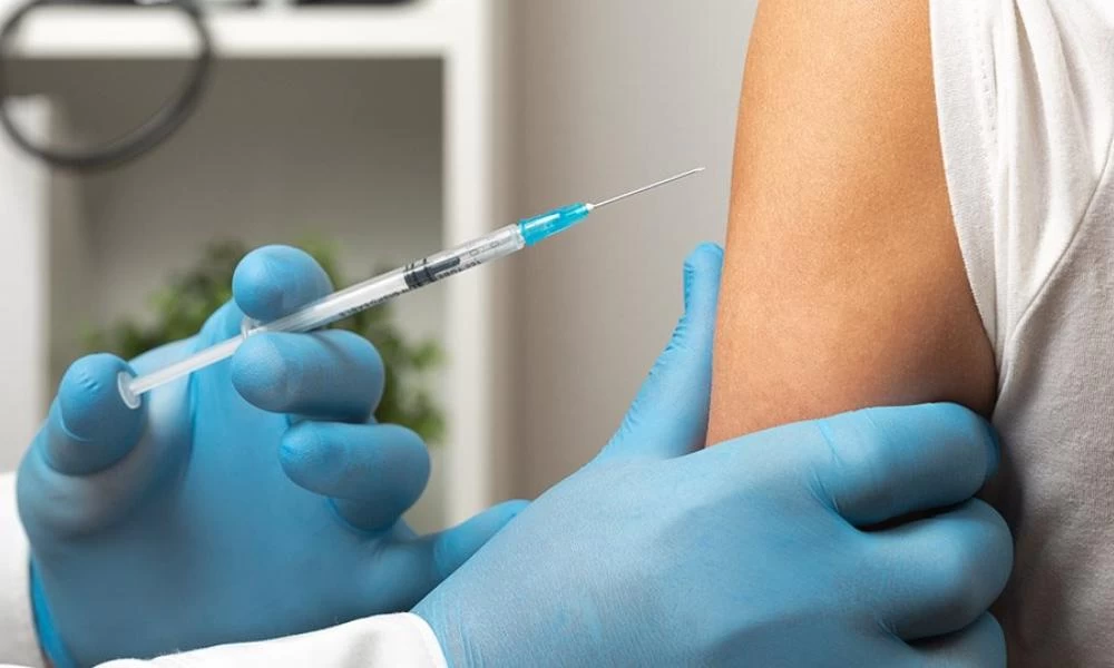 Θεσσαλονίκη: Αρχίζουν αύριο οι πρώτοι εμβολιασμοί με Pfizer στο ΠΑΜΑΚ